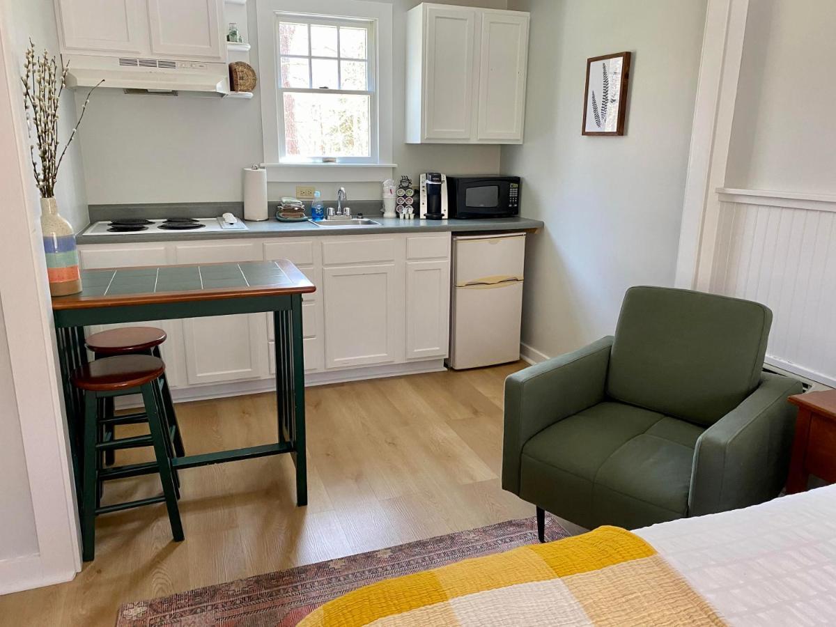 בר הרבור Hanscom'S Motel & Cottages מראה חיצוני תמונה