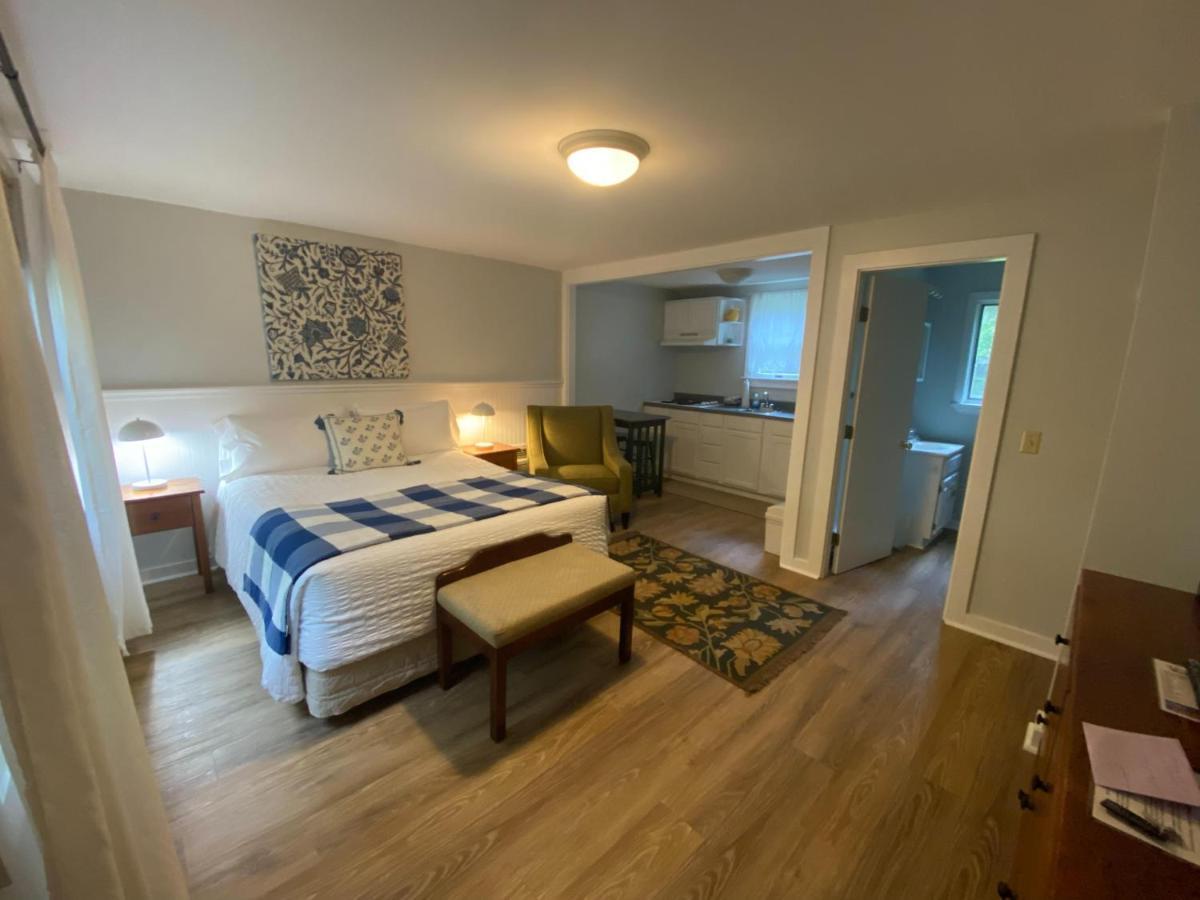 בר הרבור Hanscom'S Motel & Cottages מראה חיצוני תמונה